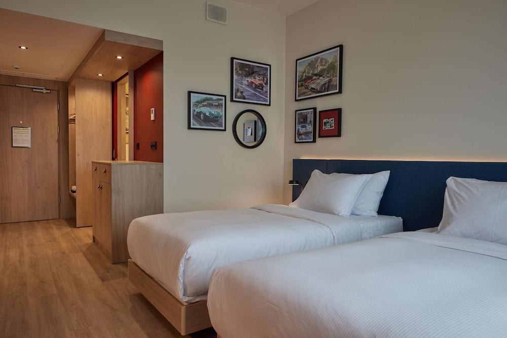 Hampton by Hilton Pozna¿ Swarz¿dz photo 1