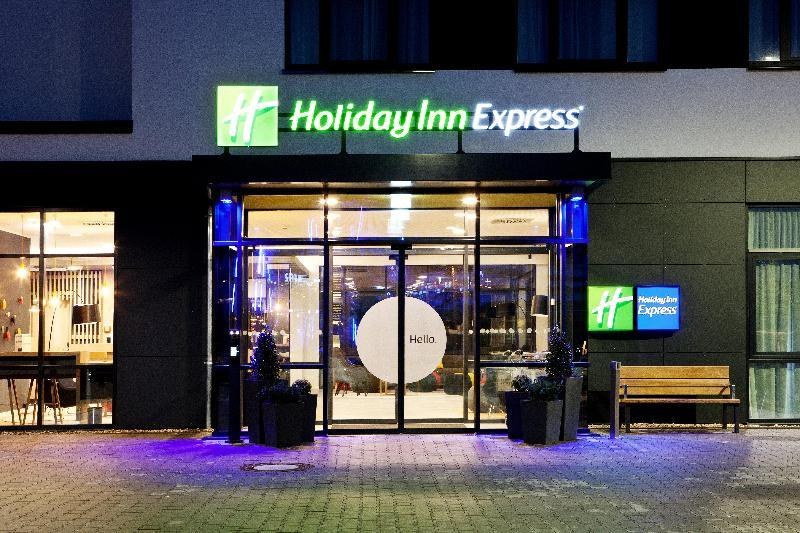 Holiday Inn Express Dusseldorf Airport photo 4