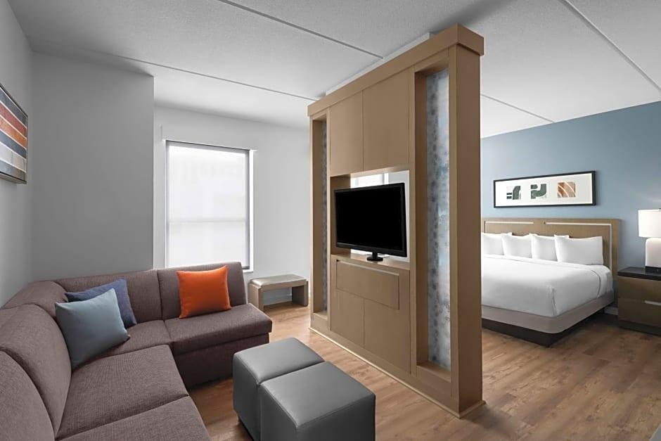 Hyatt House Raleigh North Hills photo 2