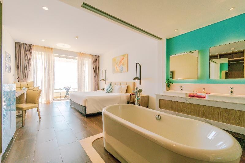 Seashells Phu Quoc Hotel & Spa photo 2