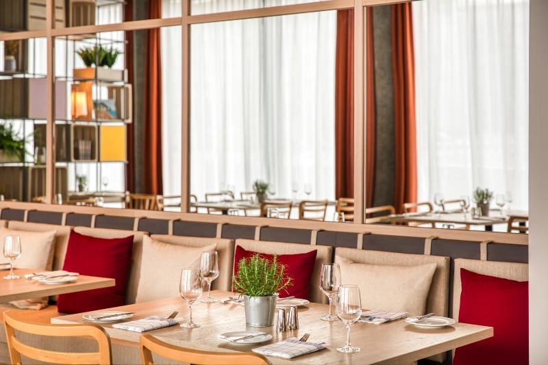 IntercityHotel Geneva photo 1