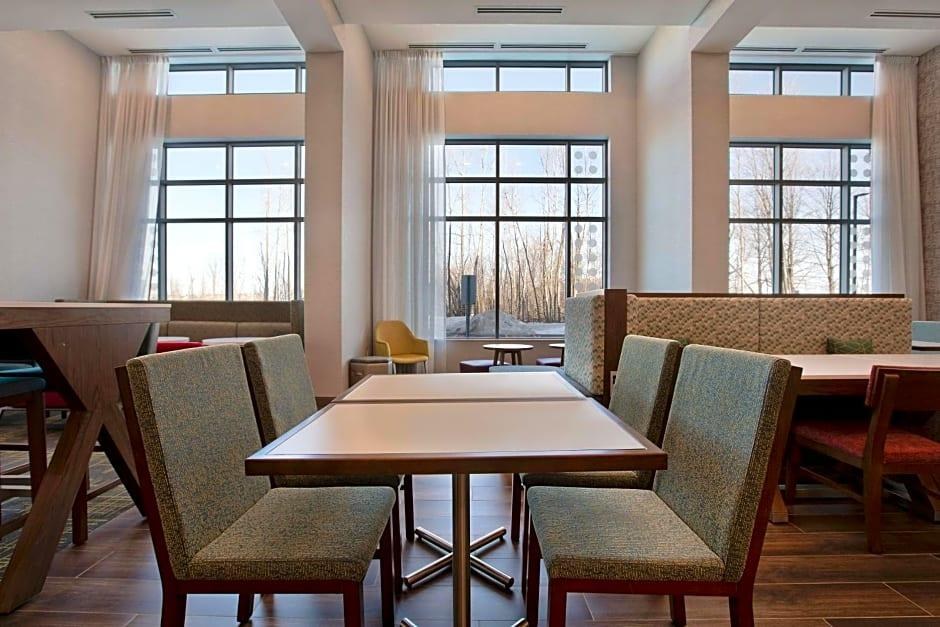 Hampton Inn By Hilton & Suites Ottawa West, Ontario, Canada photo 4