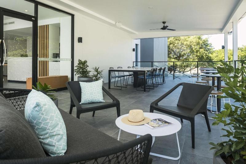 Oaks Cairns Hotel photo 1