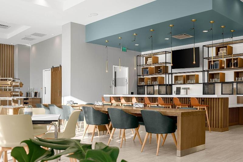 Element Nashville Vanderbilt West End photo 2