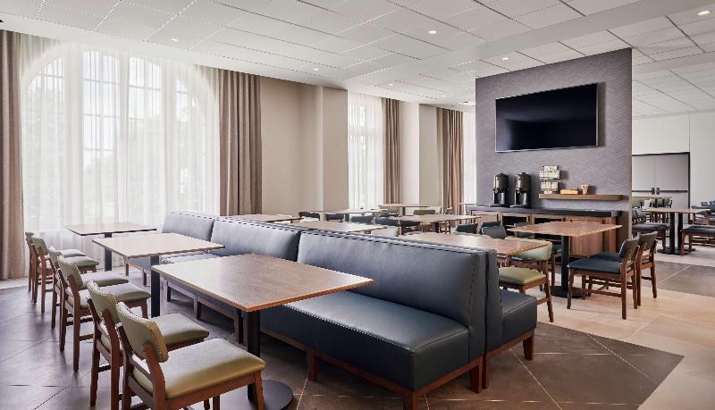 Hyatt Place Chicago Medical/University District photo 1