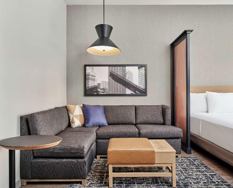 Hyatt Place Chicago Medical/University District photo 3