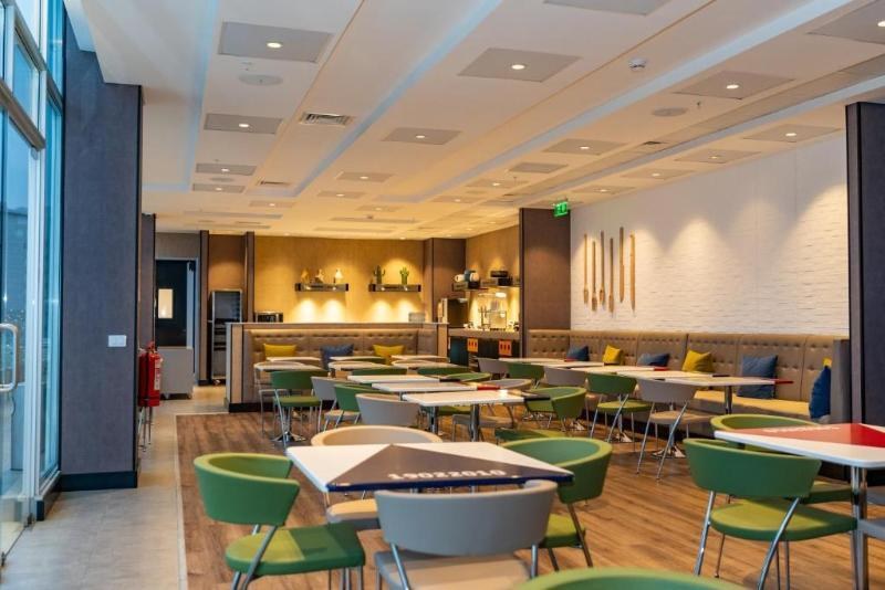 Hampton By Hilton Santiago Las Condes photo 3