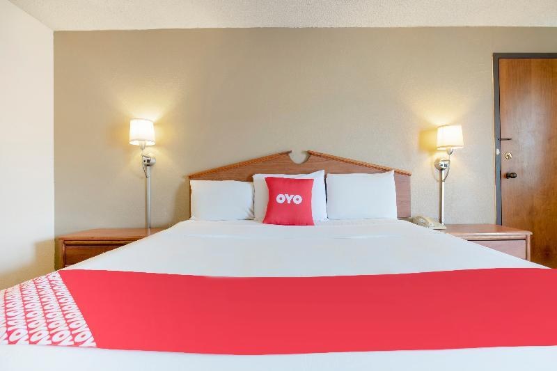 OYO Hotel Tulsa International Airport photo 4
