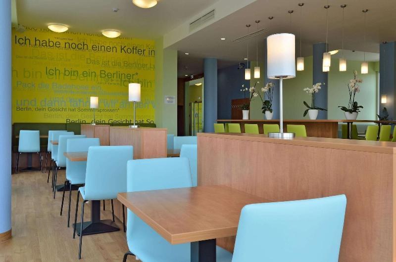 B&B Hotel Berlin-Airport photo 2