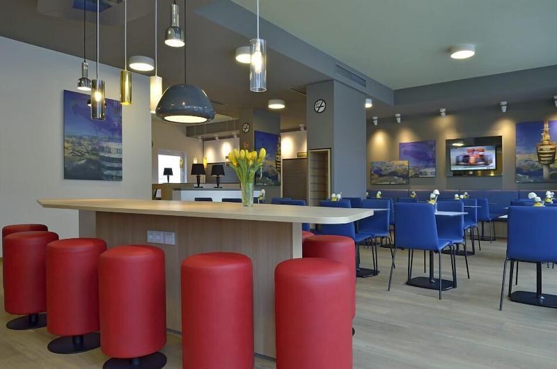 B&B Hotel Stuttgart-Airport/Messe photo 4