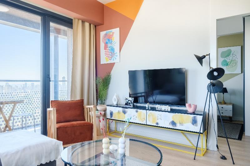Roya Nova Residence by Newinn