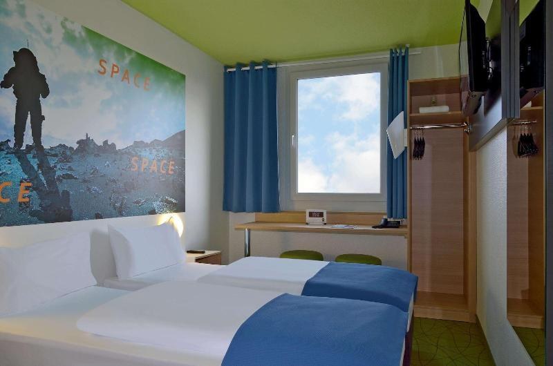 B&B Hotel Köln-Airport photo 4