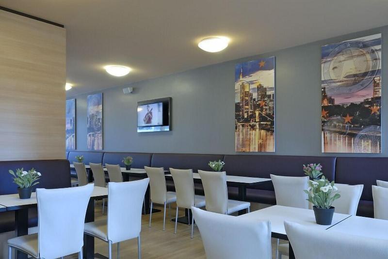 B&B Hotel Frankfurt City-Ost photo 4