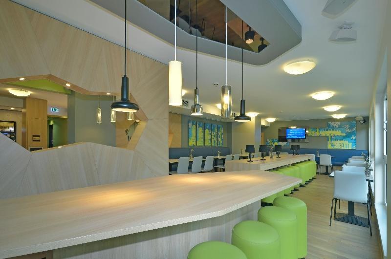 B&B Hotel Stuttgart-City photo 4