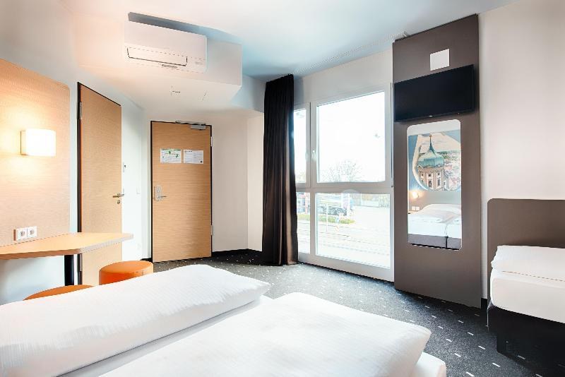 B&B Hotel Augsburg-Nord photo 3