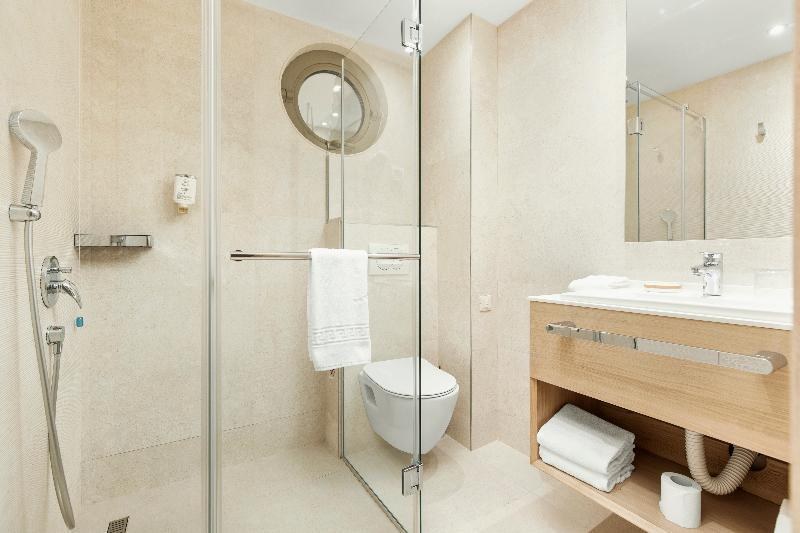 Harmonia Hotel photo 2