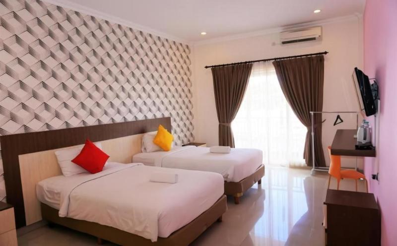 The Kanjeng Hotel Kuta photo 3