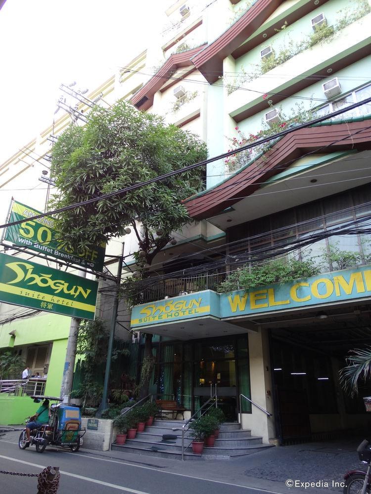 Urban Travellers Hotel