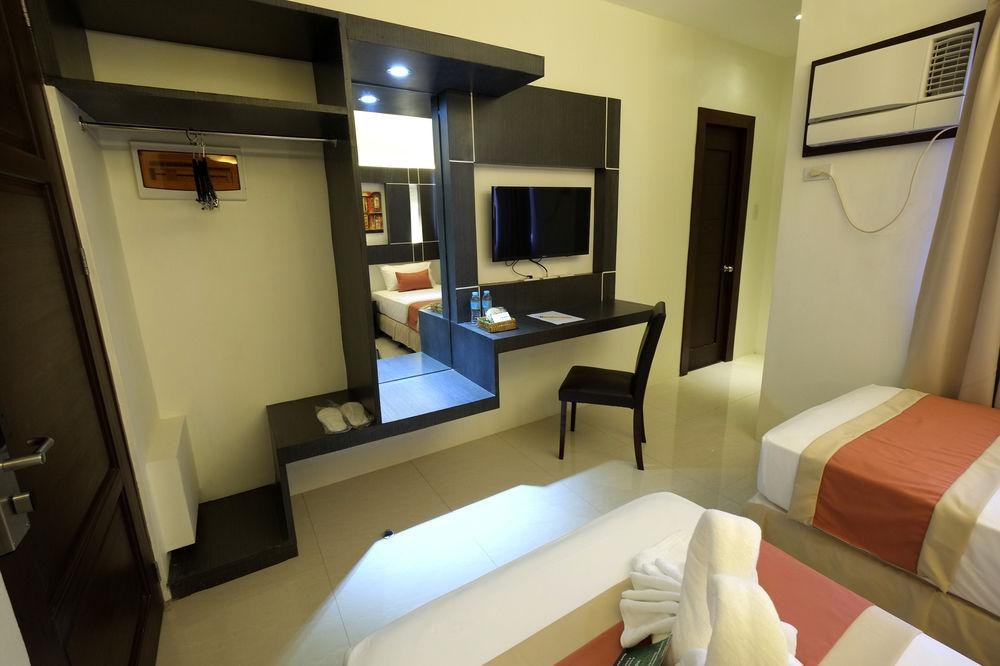 Southpole Central Hotel photo 2