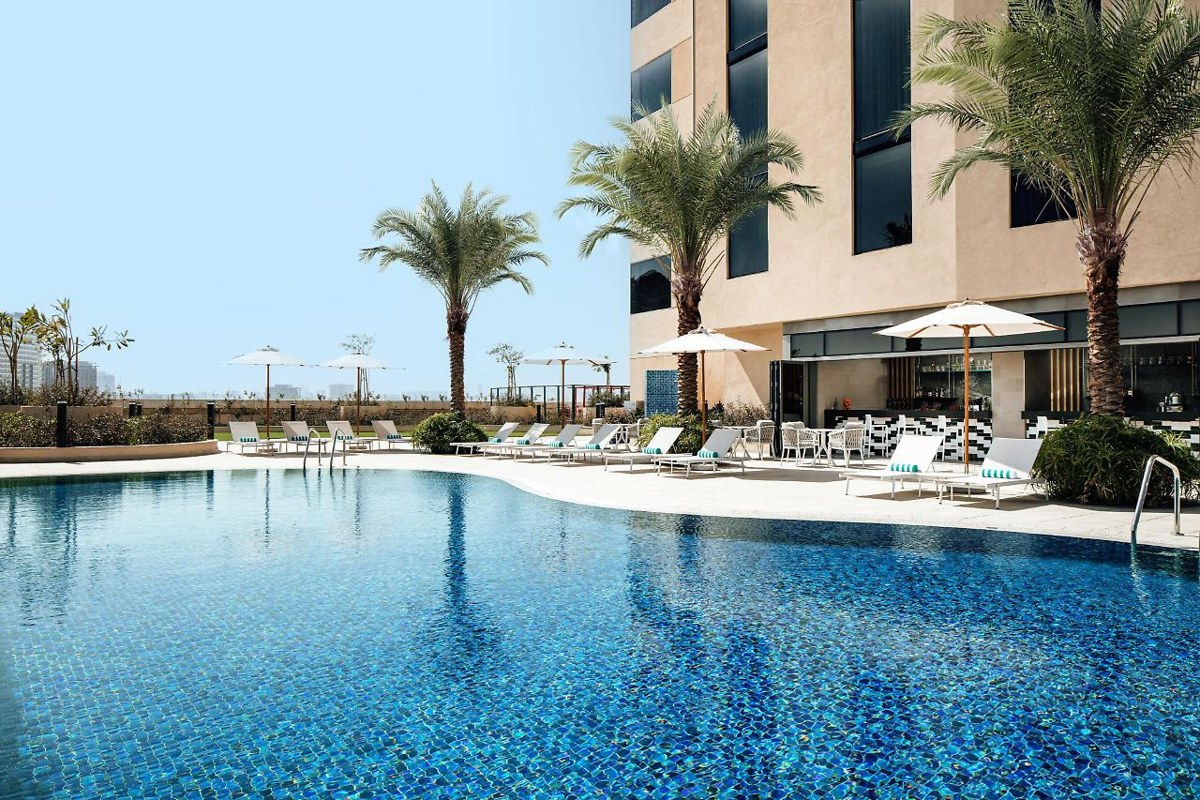 Holiday Inn & Suites Dubai Science Park photo 2