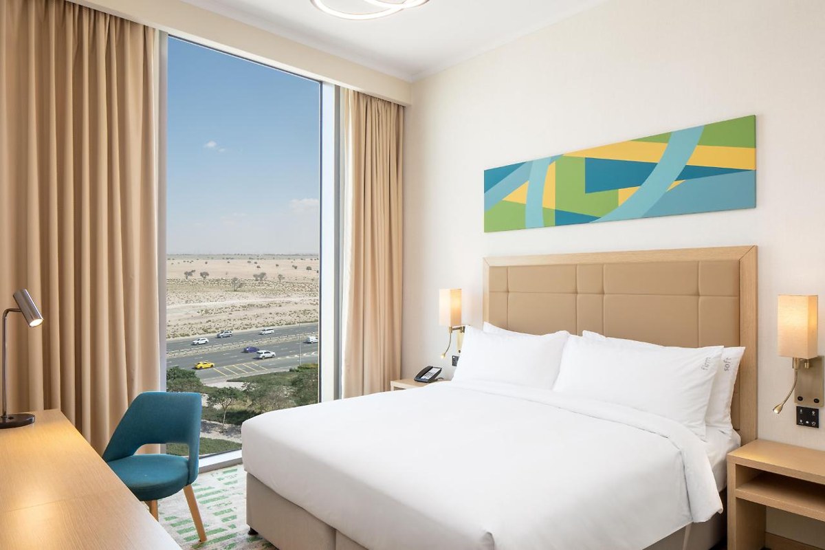 Holiday Inn & Suites Dubai Science Park photo 4
