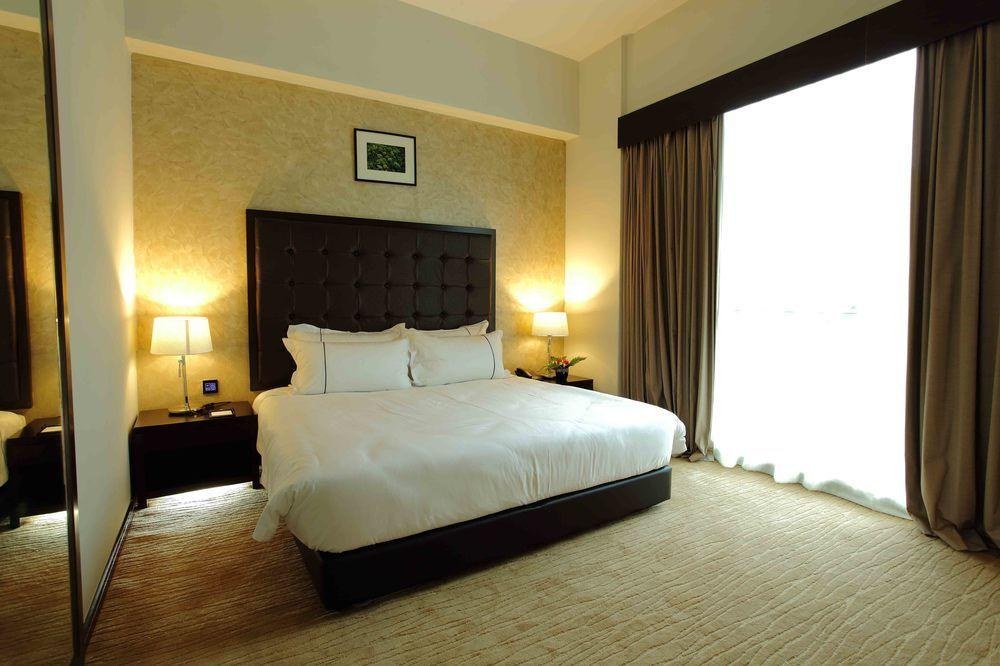 Symphony Suites photo 2