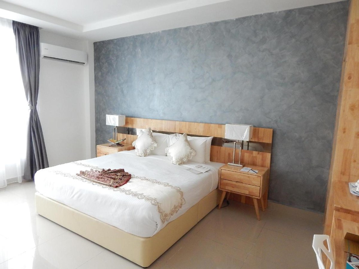 Adya Hotel Chenang photo 4