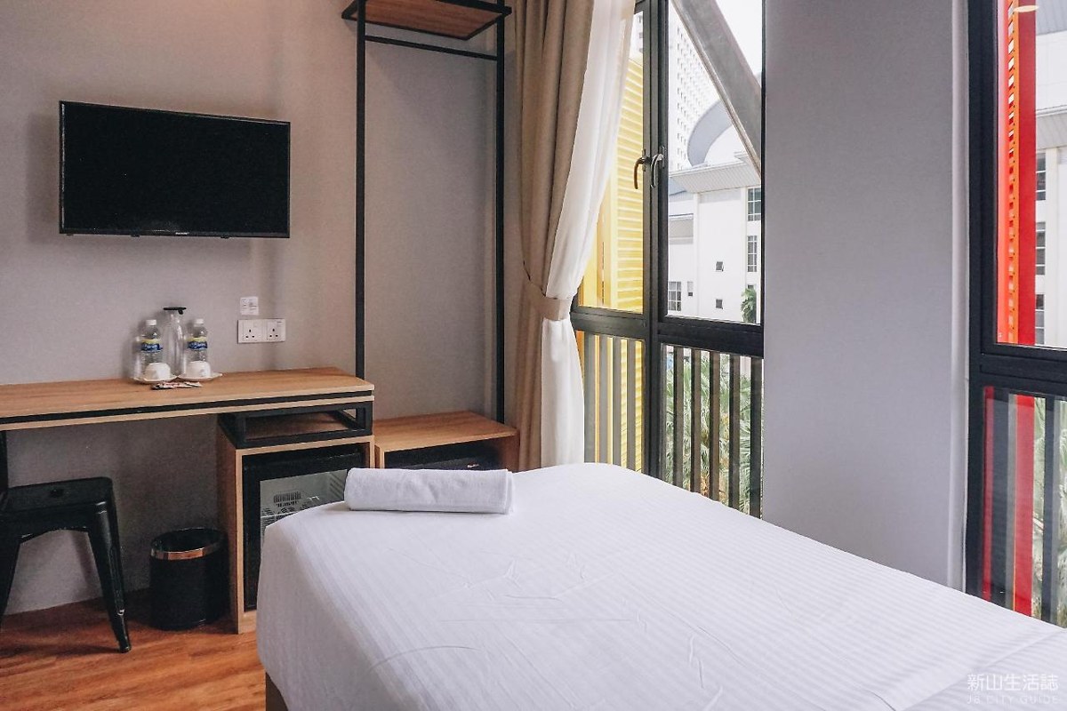 CIQ HOTEL at Jalan Trus photo 4