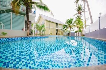 The Royale Chenang Resort photo 1