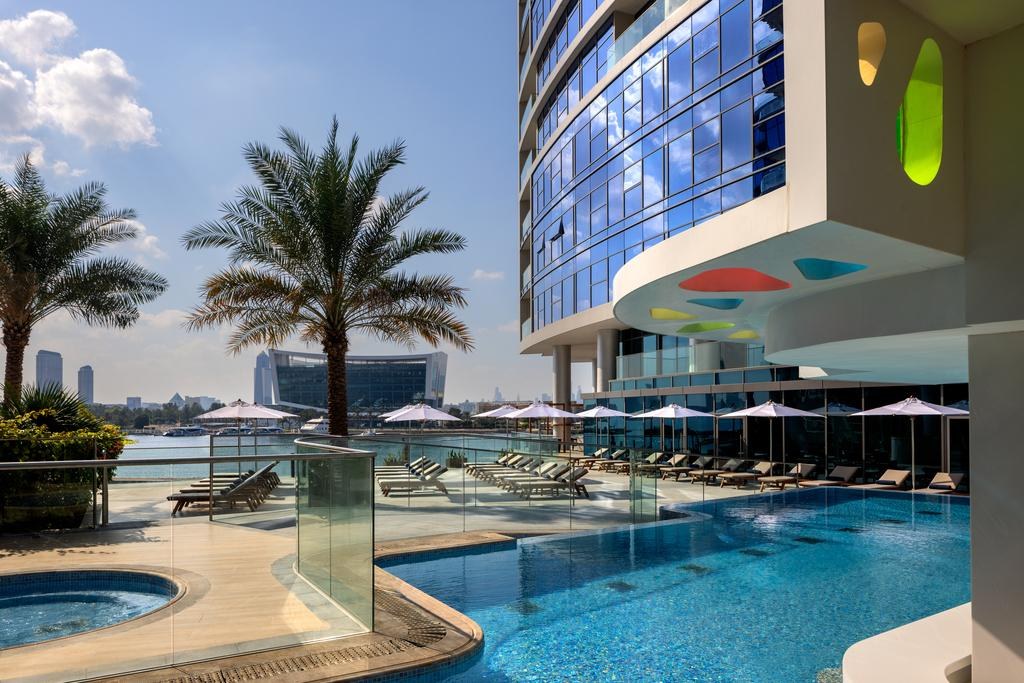 Hilton Dubai Creek Hotel And Residences