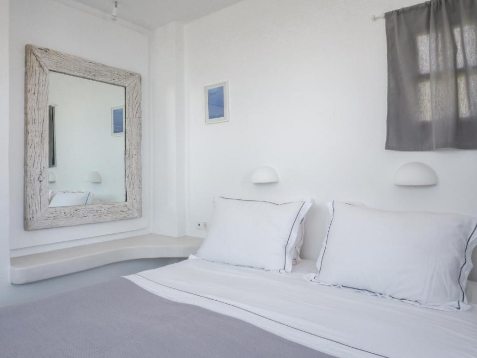 Iliada Suites - Adults Only photo 4