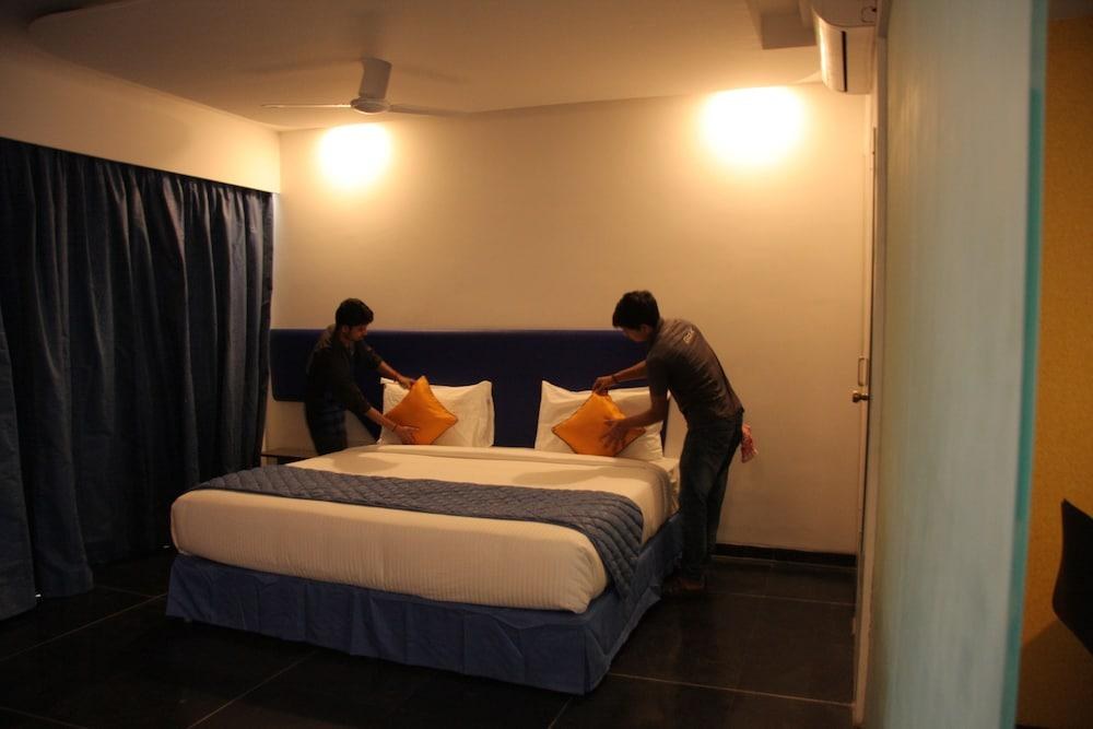 Days Inn & Suites by Wyndham Bengaluru Whitefield photo 1