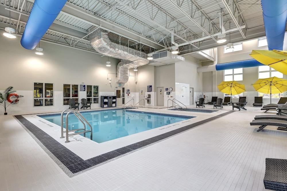 Microtel Inn & Suites by Wyndham Kanata Ottawa West photo 4