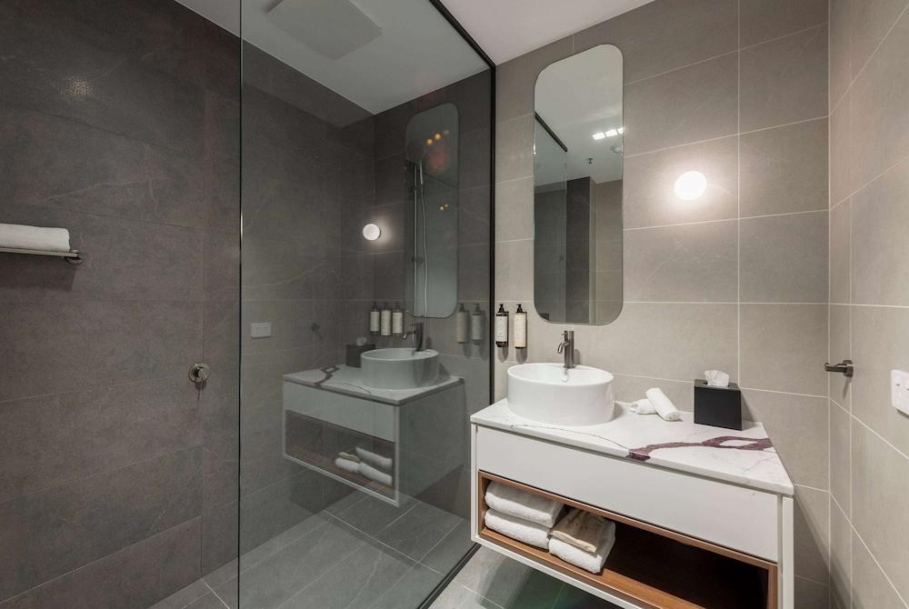 Tryp BY Wyndham Pulteney Street Adelaide photo 3