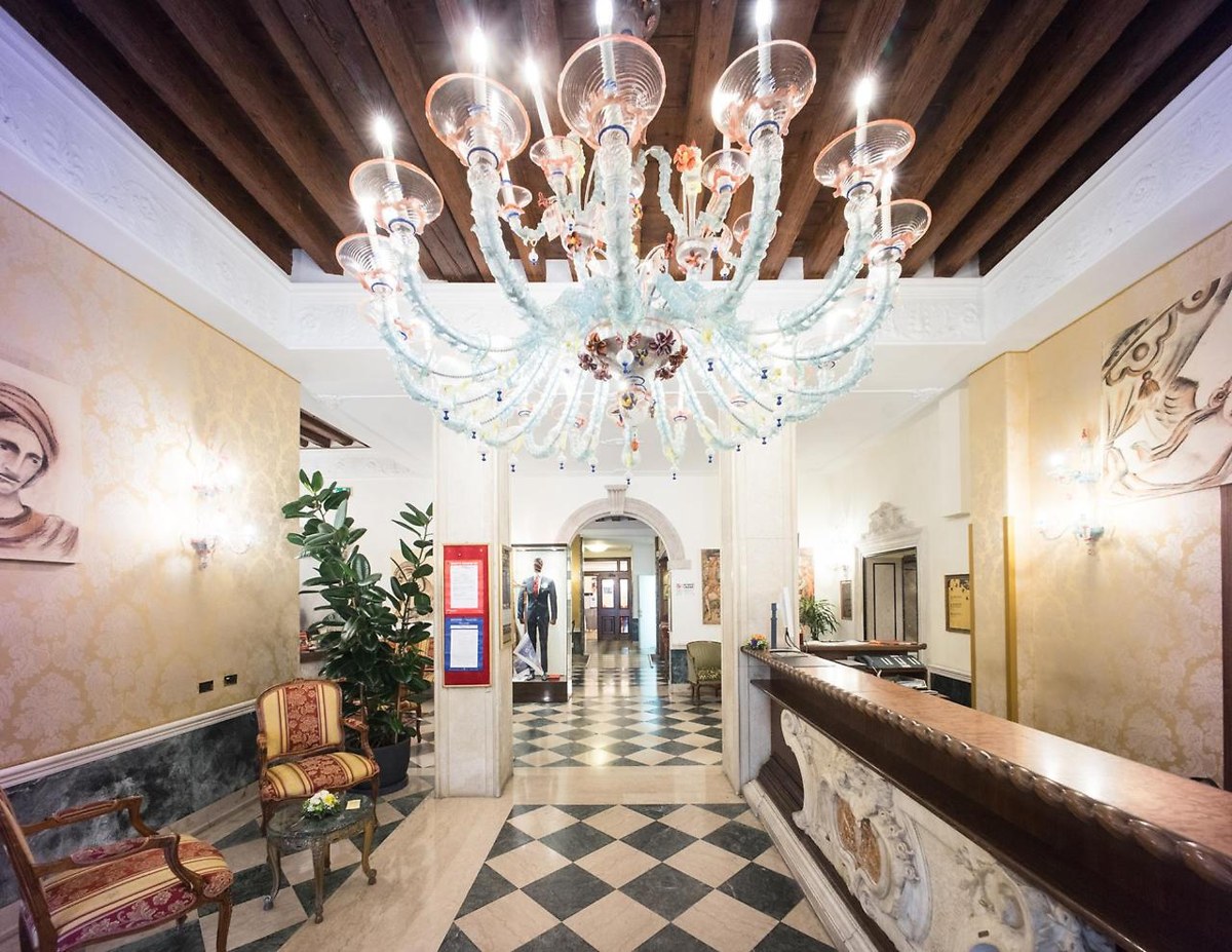 NH Venezia Santa Lucia photo 2