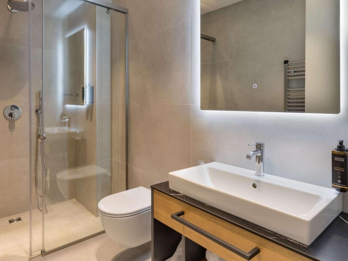 MERCURE HOTEL photo 3