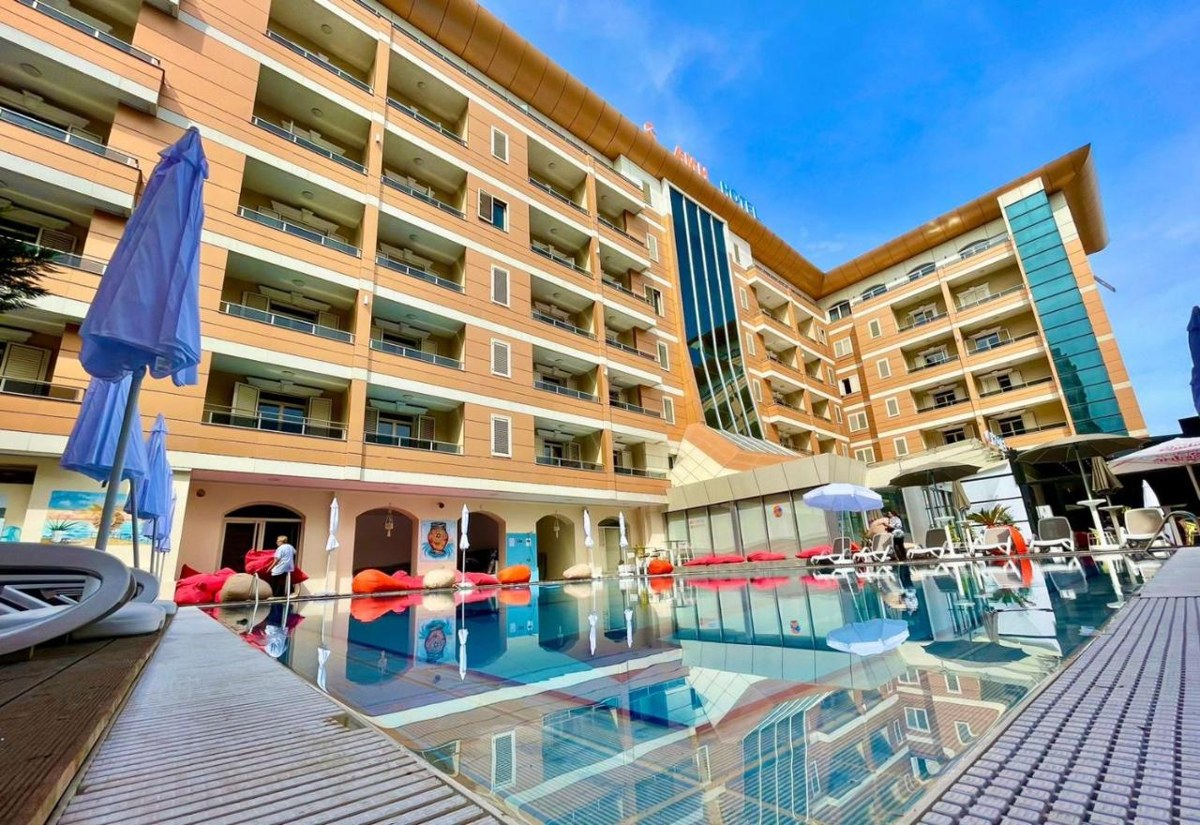 AMH HOTEL DURRES