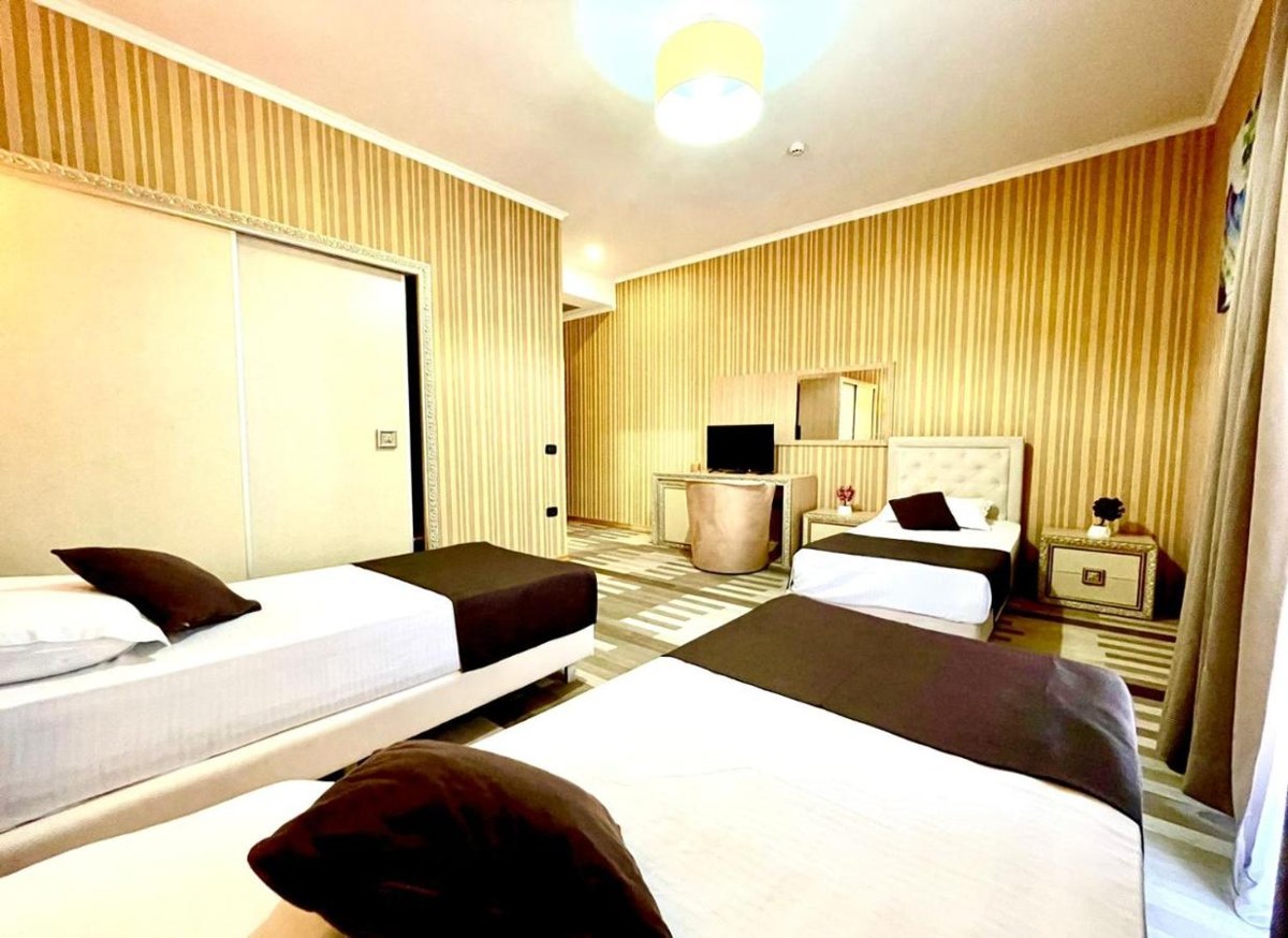 AMH HOTEL DURRES photo 3
