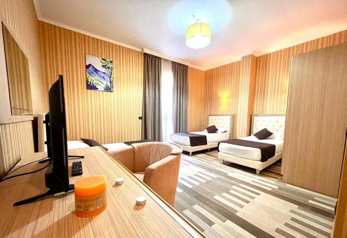 AMH HOTEL DURRES photo 4