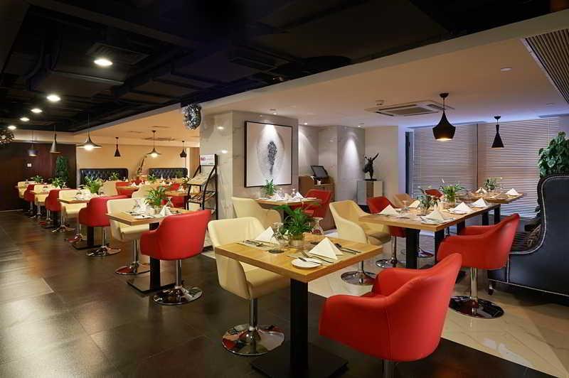 Starr Hotel¿Shanghai Jing'an Railway Station¿