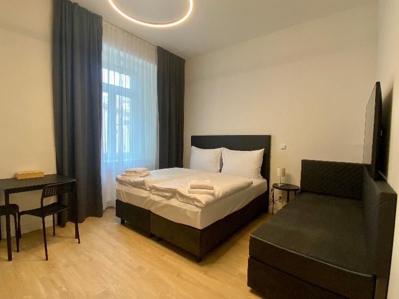 Figaro Suites photo 2