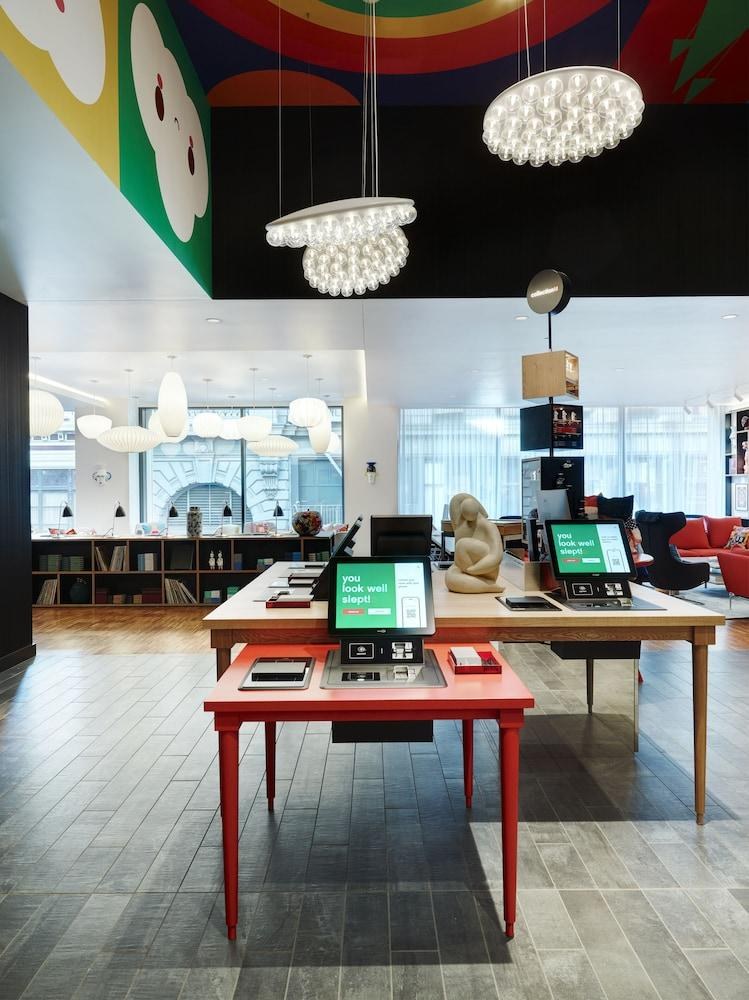 CITIZENM MIAMI BRICKELL HOTEL photo 1