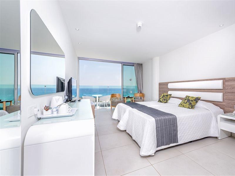 Tasia Maris Sands Beach Hotel - Adults Only photo 1
