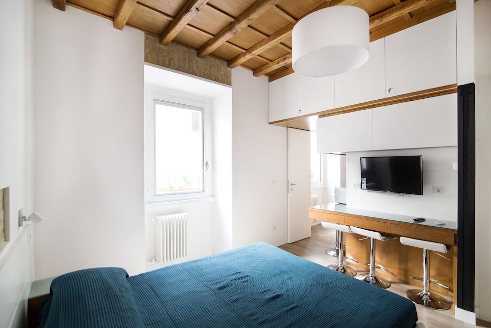 DOMENICHINO LUXURY HOME photo 4