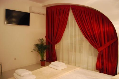 HOSTAL PETITE MAMAN