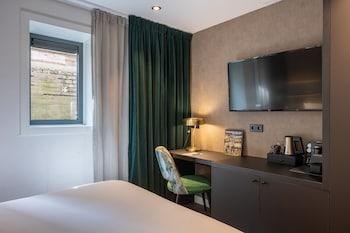 BOUTIQUE HOTEL CORONA photo 2