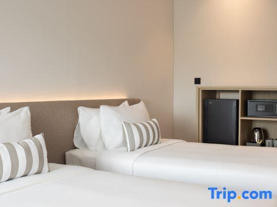 Travelodge Nimman photo 4