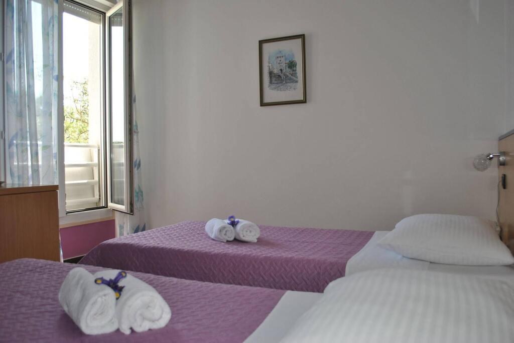 Hotel More photo 2