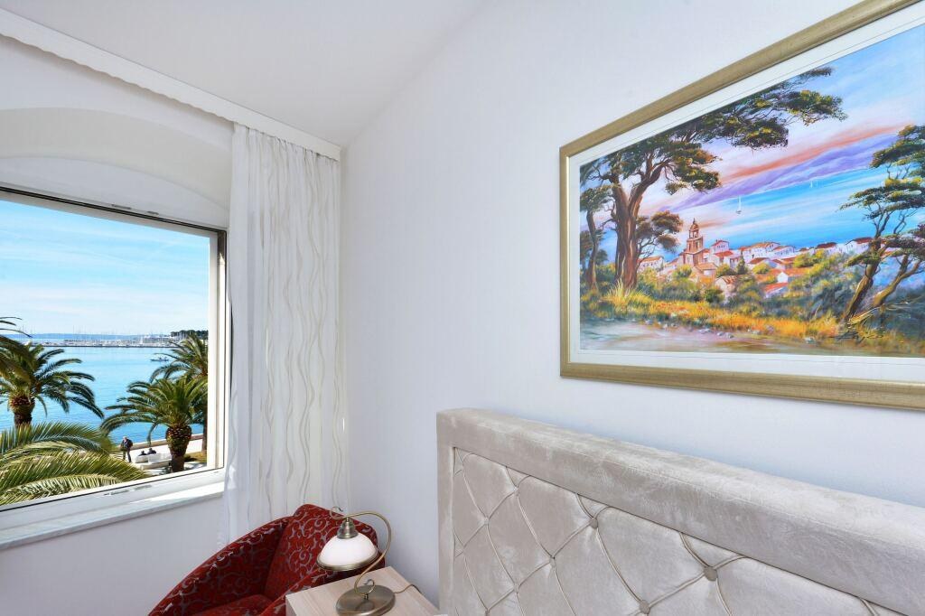 Hotel Adriana photo 2