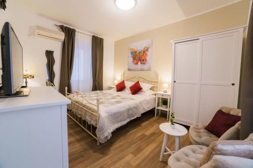 Archie Room photo 3
